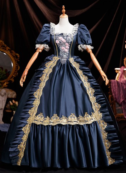 Vintage Renaissance Gray Masked Prom Dress Flower Appliques Lace Short Sleeve Floor Length Long Formal Halloween Party Dress