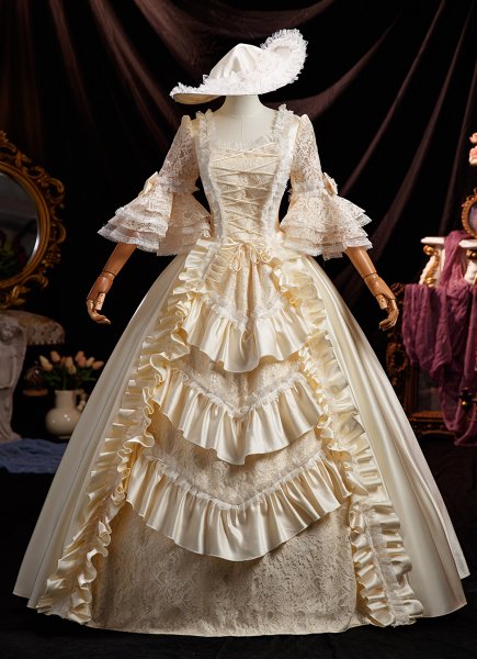 Noble Renaissance Vintage Champagne Masked Ball Gown Prom Dress Lace Half Sleeve Ruffles Long Victorian Dress