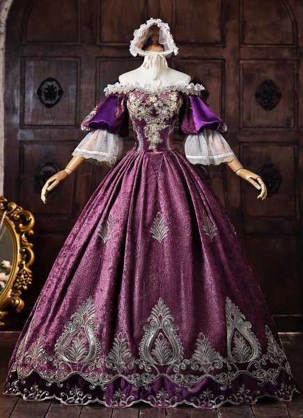 Vintage Purple Velvet Gold Embroidery Victorian Rococo Style Ball Gown Short Sleeve Off the Shoulder Floor Length Masquerade Dress