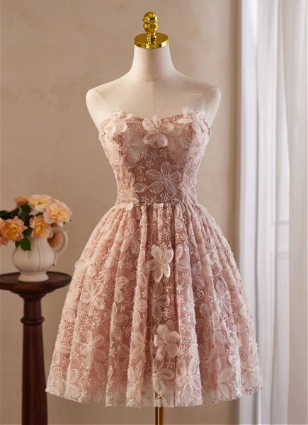 Sheath Off-the-Shoulder Appliques Lace Mini Cocktail Dress