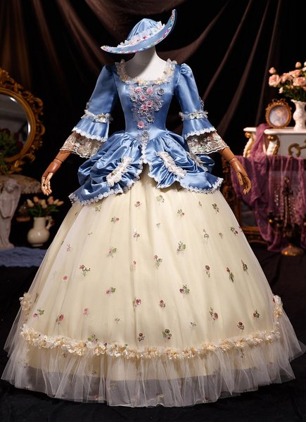 Elegant Retro Renaissance Rococo Blue Masked Prom Dresses Ball Gowns Lace Appliques Three Quarter Sleeve Square Neckline Floor Length Long Formal Dress